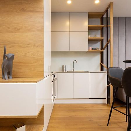 Apartment City Center Grzybowska By Renters Prestige Warszawa Zewnętrze zdjęcie